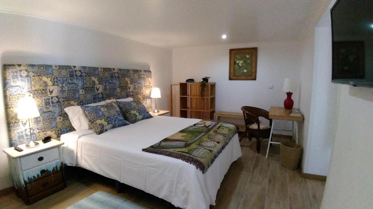 Bed and Breakfast Vistalmar Sao Martinho Сан-Мартинью-ду-Порту Экстерьер фото