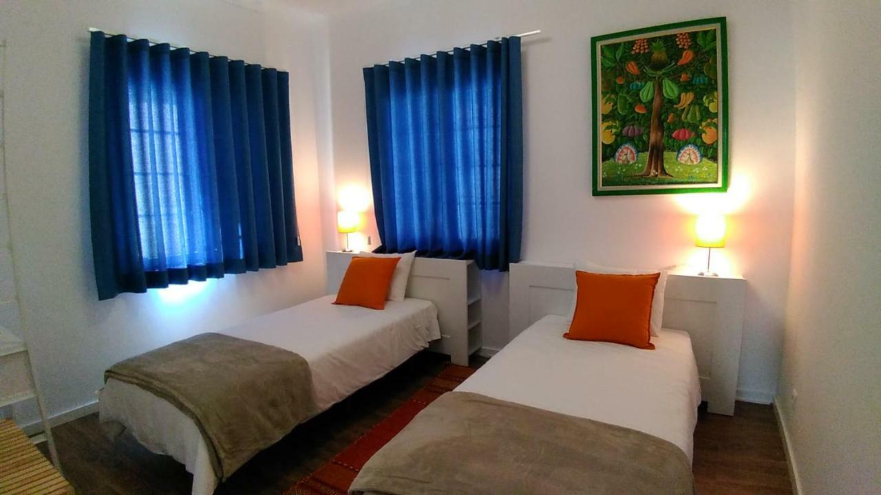 Bed and Breakfast Vistalmar Sao Martinho Сан-Мартинью-ду-Порту Экстерьер фото