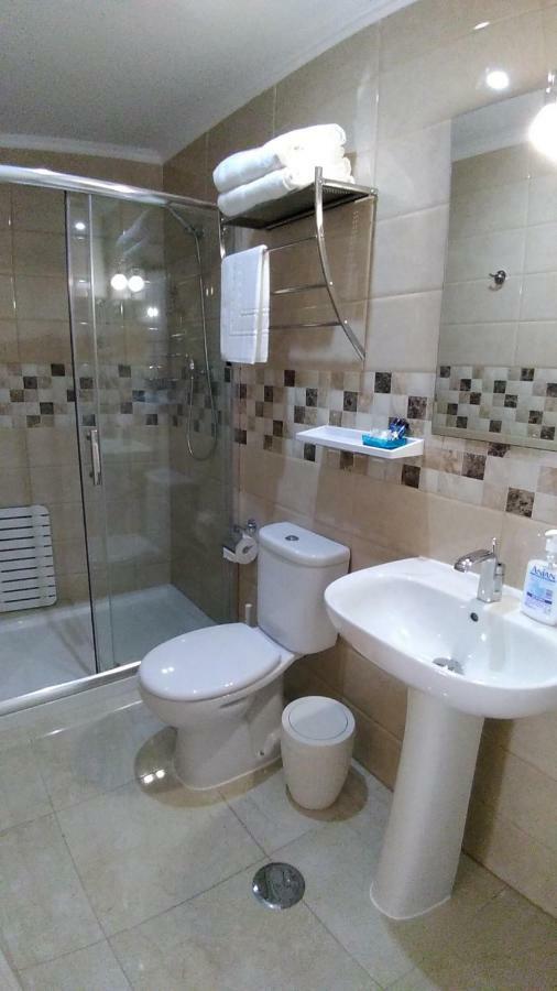 Bed and Breakfast Vistalmar Sao Martinho Сан-Мартинью-ду-Порту Экстерьер фото