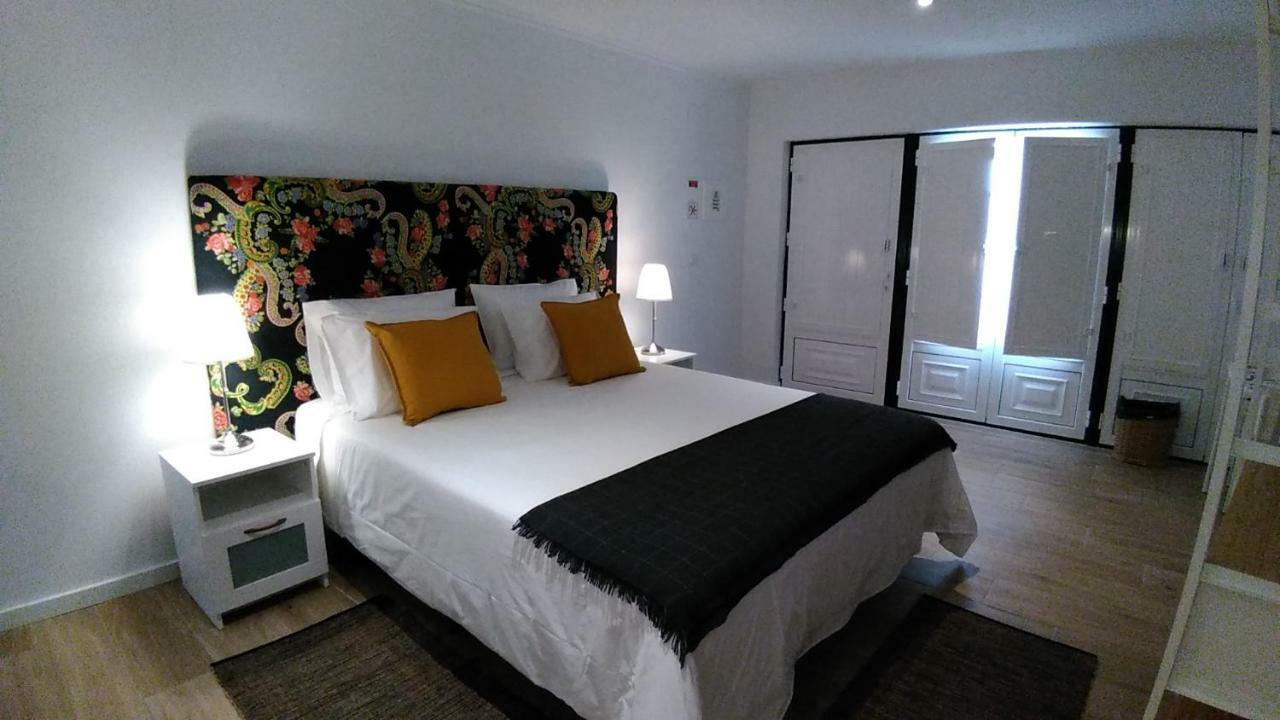 Bed and Breakfast Vistalmar Sao Martinho Сан-Мартинью-ду-Порту Экстерьер фото