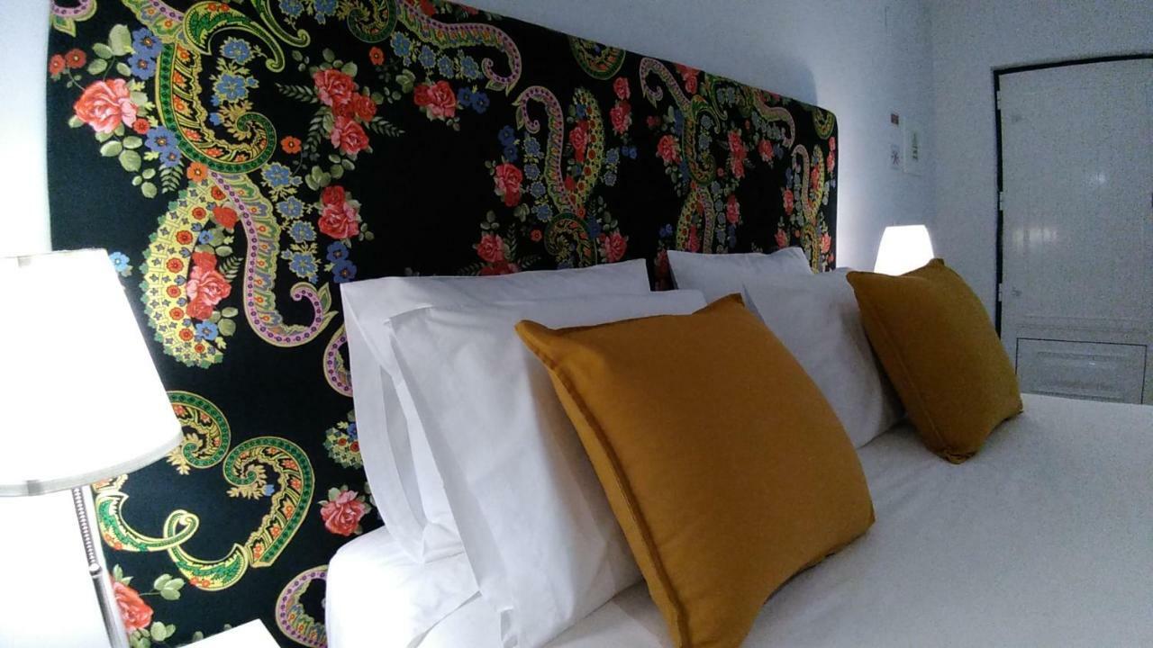Bed and Breakfast Vistalmar Sao Martinho Сан-Мартинью-ду-Порту Экстерьер фото